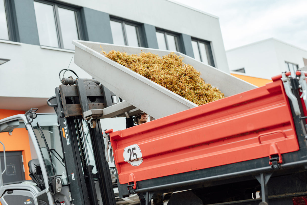 Pomace Tipping Tray